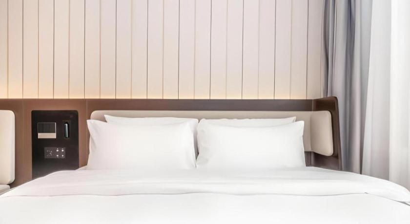 Hanting Hotel Beijing Wangfujing Exterior photo
